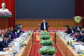 PM works with leaders of Cao Bang