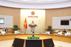 PM calls for continued spirit of solidarity to fulfill double targets