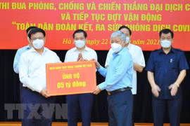 State-owned firms donate close to 36 billion VND for COVID-19 fight