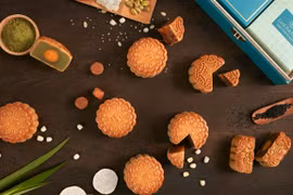 Mooncake makers face unprecedented difficulties