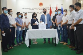 Vietnamese expats in Egypt contribute to vaccine fund
