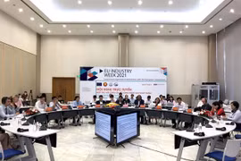 Vietnam, ASEAN countries urged to adopt green manufacturing technologies: conference