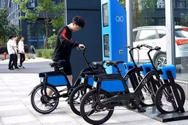 Hanoi to pilot rental of e-bikes linked with bus system in Q3
