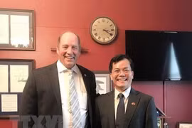 Vietnamese Ambassador to US talks with Congressman