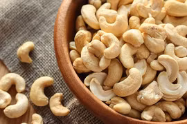 More Japanese consumers prefer Vietnamese cashew nuts