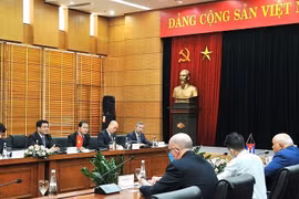 Minister suggests support for firms to invest in Cuba