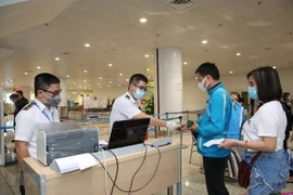 Ministries asked to facilitate exit, entry by Vietnamese, foreigners