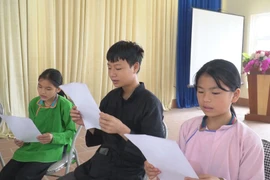 Reviving Nung folk songs