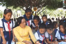 Teacher training curricula development discussed