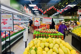 At Lotte Mart (Photo: VNA)