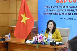 Deputy Minister of Foreign Affairs and SCOV Chairwoman Le Thi Thu Hang speaks at the press conference (Photo: VNA)