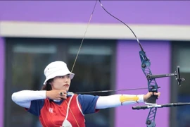 Female archer Do Thi Anh Nguyet (Photo: VNA)