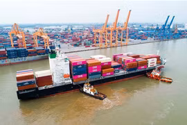 UOB raises Vietnam's 2024 GDP growth forecast to 6.4% (Photo: VietnamPlus)