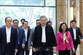 Party General Secretary To Lam has a working session with the Standing Board of the Party Committee of Hanoi on November 27 (Photo: VNA)