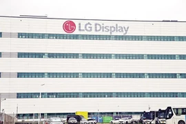 LG Display will inject another 1 billion USD into its project, raising the total investment to 5.65 billion USD to produce high-tech OLED screens. (Photo: baodautu.vn)