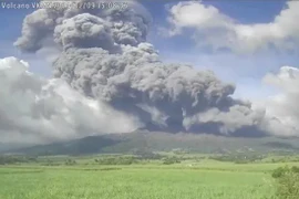 Mount Kanlaon, located in central Philippines, erupted on December 9 afternoon. (Photo: Phivolcs)