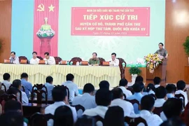 Prime Minister Pham Minh Chinh addresses a meeting with voters in Can Tho's Co Do district on December 15 (Photo: VNA)
