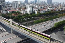 The elevated section of the Nhon - Hanoi station metro line begins commercial operations to serve passengers on August 8, 2024. (Photo: VNA) 