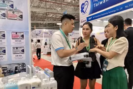 A booth at the Vietnam Medi-Pharm Expo 2024 in HCM City. (Photo: VNA)