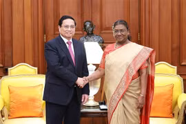 PM Pham Minh Chinh (L) and Indian President Droupadi Murmu (Photo: VNA)