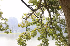 Hanoi is one of the most romantic destinations in the world in autumn. (Photo: Thomas Hoang)
