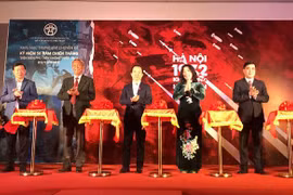 Exhibition recalls air battle in Hanoi 50 years ago