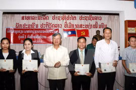 First Vietnamese course for Lao police officers concludes