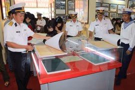 Exhibition on Hoang Sa, Truong Sa opens in Hoa Binh