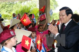 President urges strengthened Vietnam-Cuba economic ties