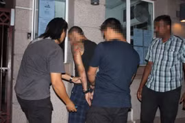 Malaysian police arrest three terrorist suspects