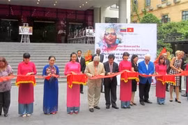  Venezuelan women’s roles in social development on display in Hanoi 