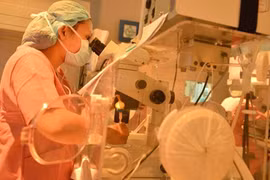 Fertility ward helps Hanoi couples