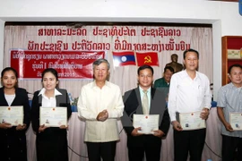 First Vietnamese course for Lao police officers concludes