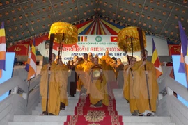Vietnam, Laos foster Buddhist friendship