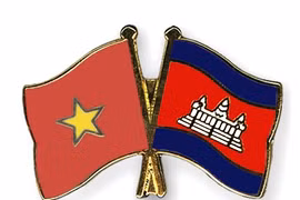 Vietnamese, Cambodian military units forge twining ties