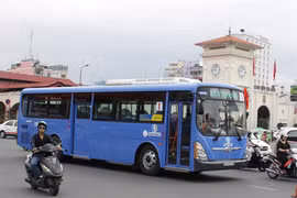 New public bus lines to Tan Son Nhat airport to be added