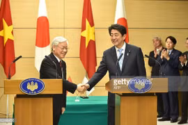 Party chief holds talks with Japanese Prime Minister