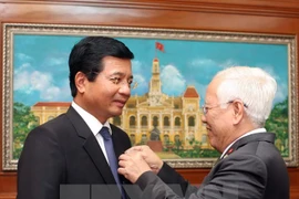 Lao Ambassador receives Ho Chi Minh City insignia