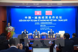 Vietnam, China work to facilitate trade, investment