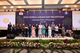 Participants pose for a group photo at the ceremony held in Jakarta on November 1. (Photo: asean.org)