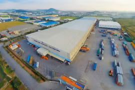 A corner of the Tien Son Inland Container Port. (Photo: baodautu.vn)
