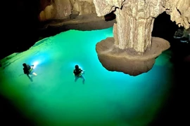 A new lake has been discovered inside the pristine Thung Cave within the World’s Natural Heritage Phong Nha-Ke Bang National Park in Quang Binh province. (Photo courtesy of Quangbinh Tourism)