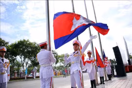 The ASEAN Schools Games flag raising ceremony takes place at the Tien Son Sports Complex in Da Nang city on June 1. (Photo: VNA)