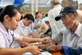 HCM City to offer free annual health check-ups for elderly residents