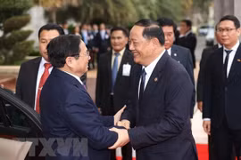Prime Minister starts official visit to Laos