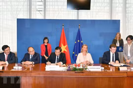 Vietnam, EU sign FLEGT-VPA to fight illegal logging