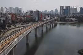 Cat Linh-Ha Dong elevated railway starts trial run