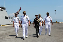 Indian naval ships visit Da Nang city 