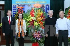 Party official extends Christmas greetings to Catholics