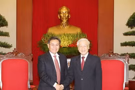Party chief stresses role of fronts, associations in bilateral ties